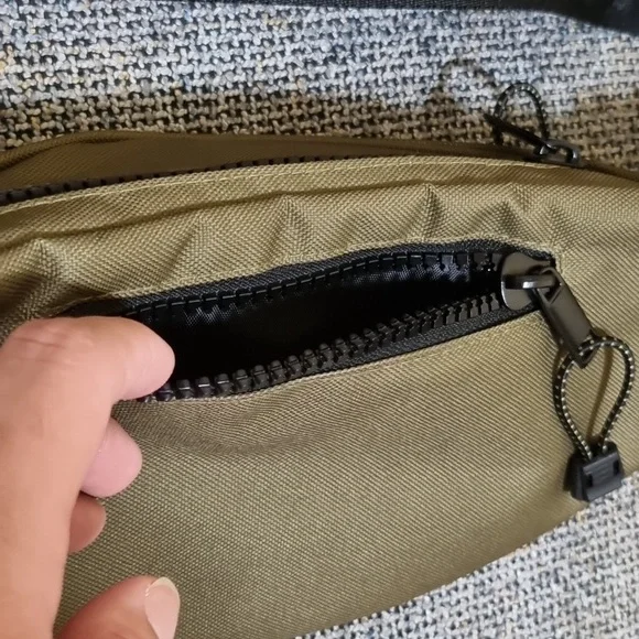 AMERICAN EAGLE Fanny Pack Green - Picture 10 of 12